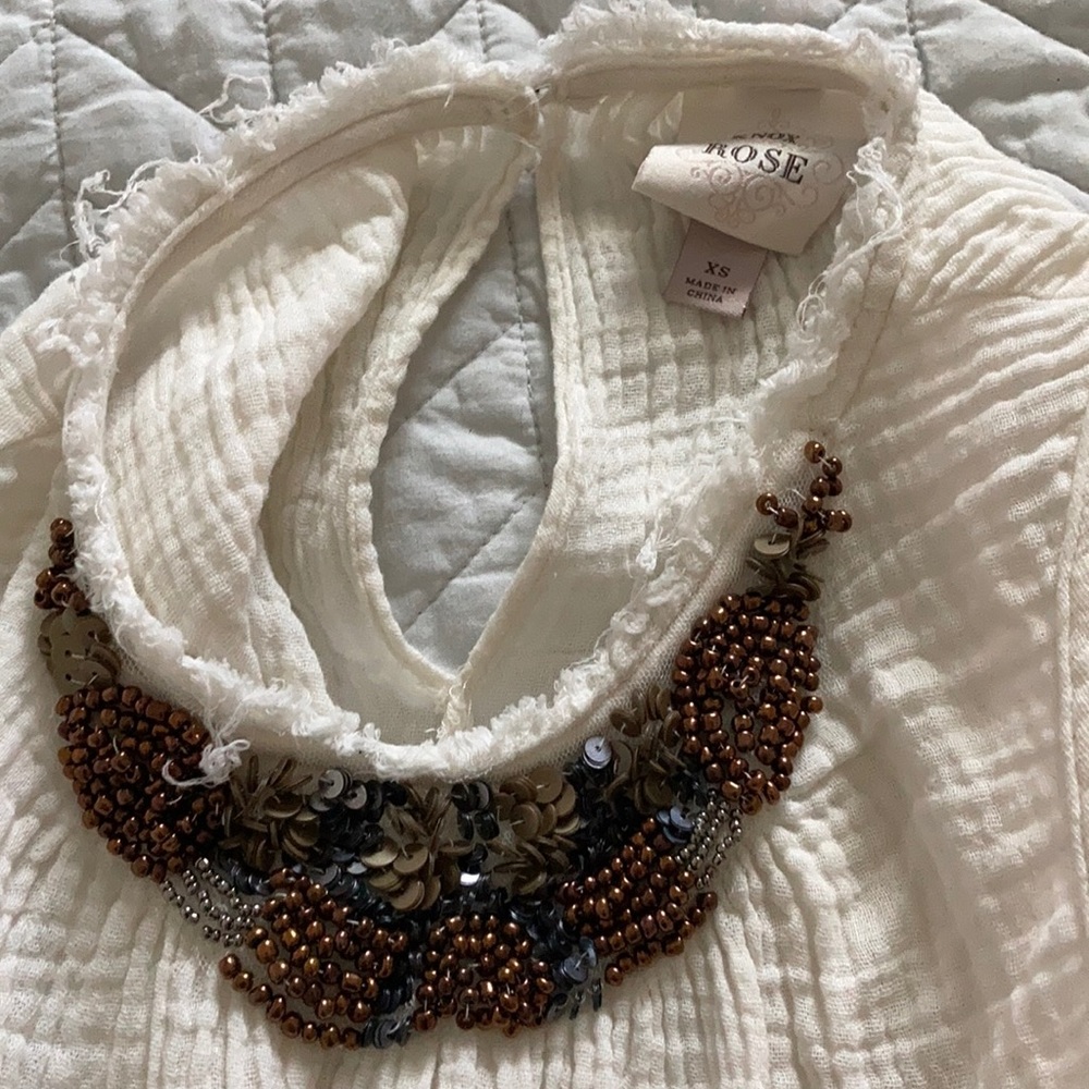 Top - Picture 3 of 3